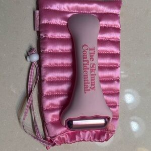 The Skinny Confidential Pink Facial Roller